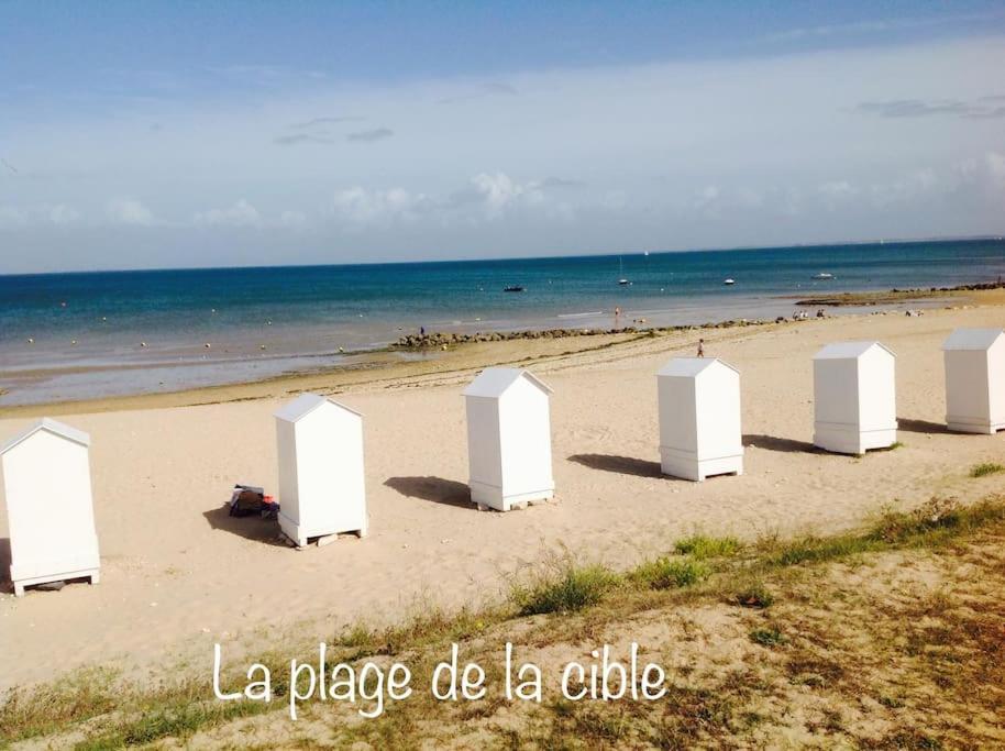 Eole, Idealement Situe Sur Le Port De St Martin De Re Saint-Martin-de-Ré Eksteriør bilde
